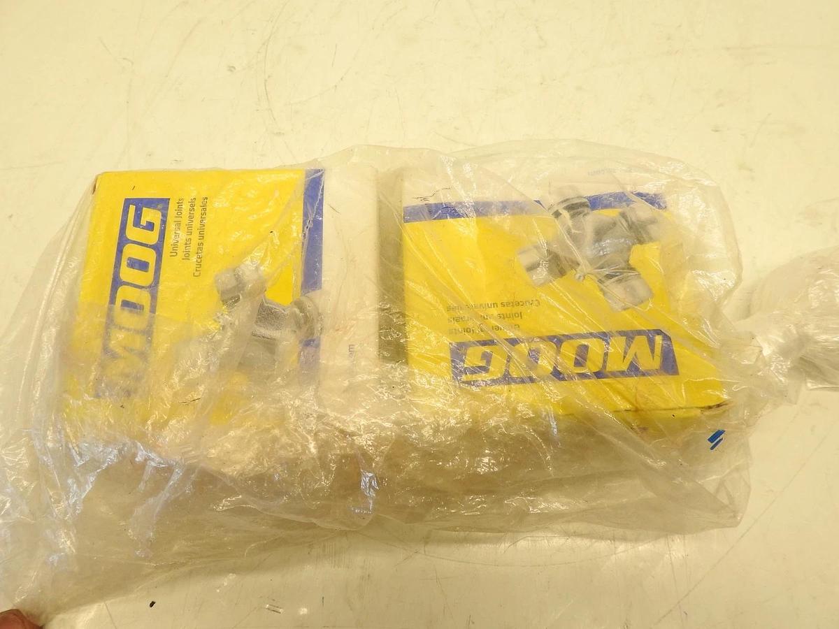 Lot Of 2 Moog 534G Universal Joint   015-2122-4