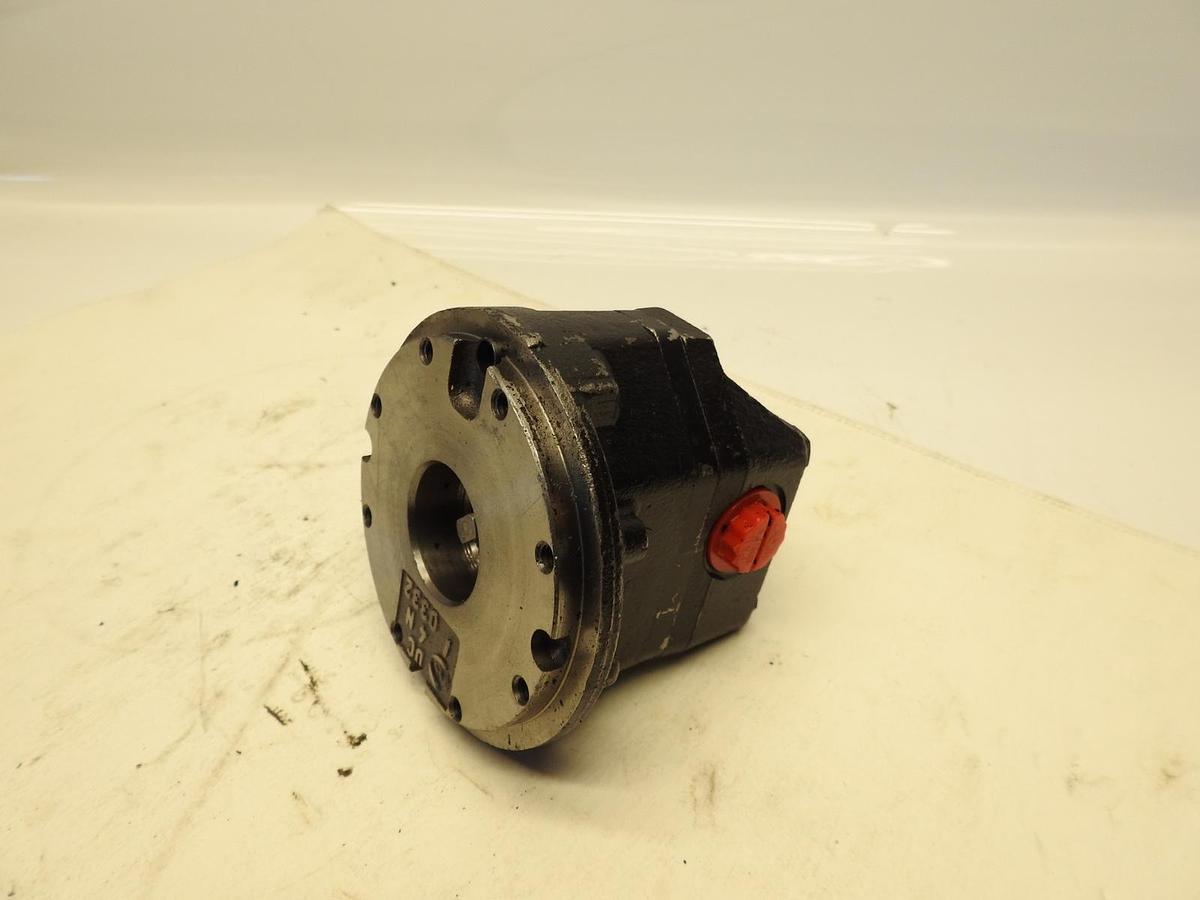 NEW OEM GENIE LIFT PART # 58489GT - PUMP ASSY, AUX.POWER UNIT 89617