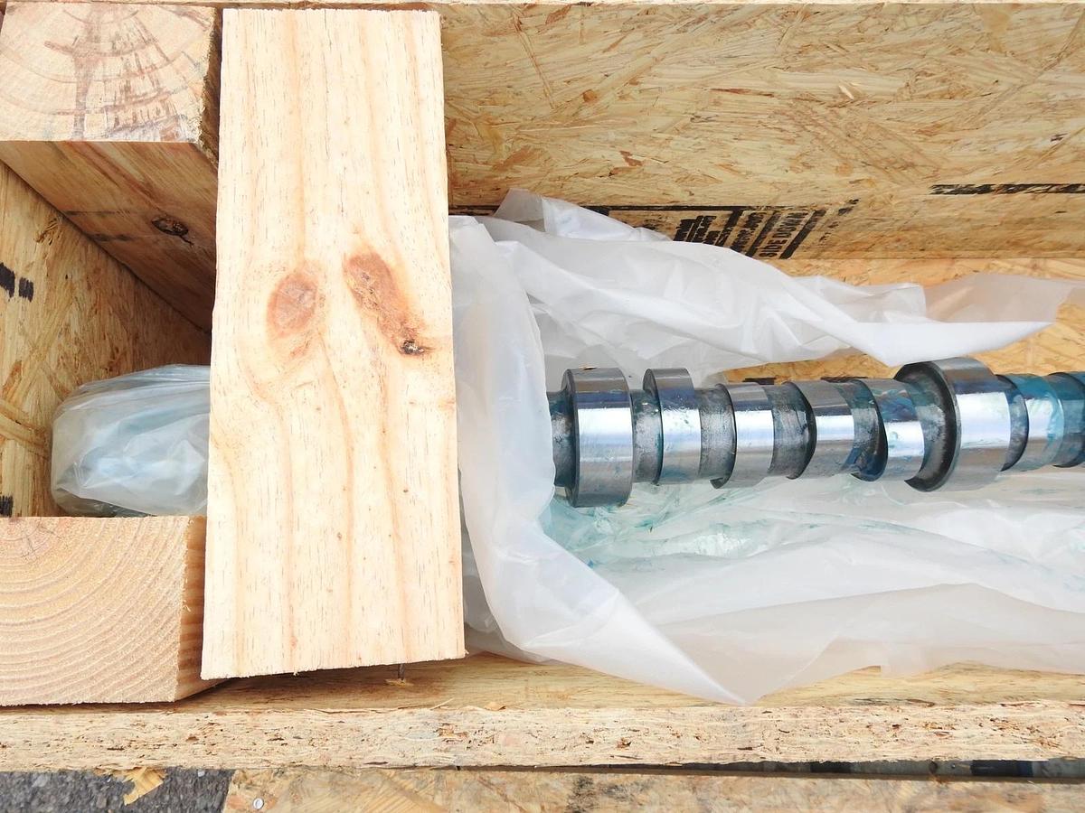 New Genuine Oem Cat 108-6278: Engine Camshaft 1086278