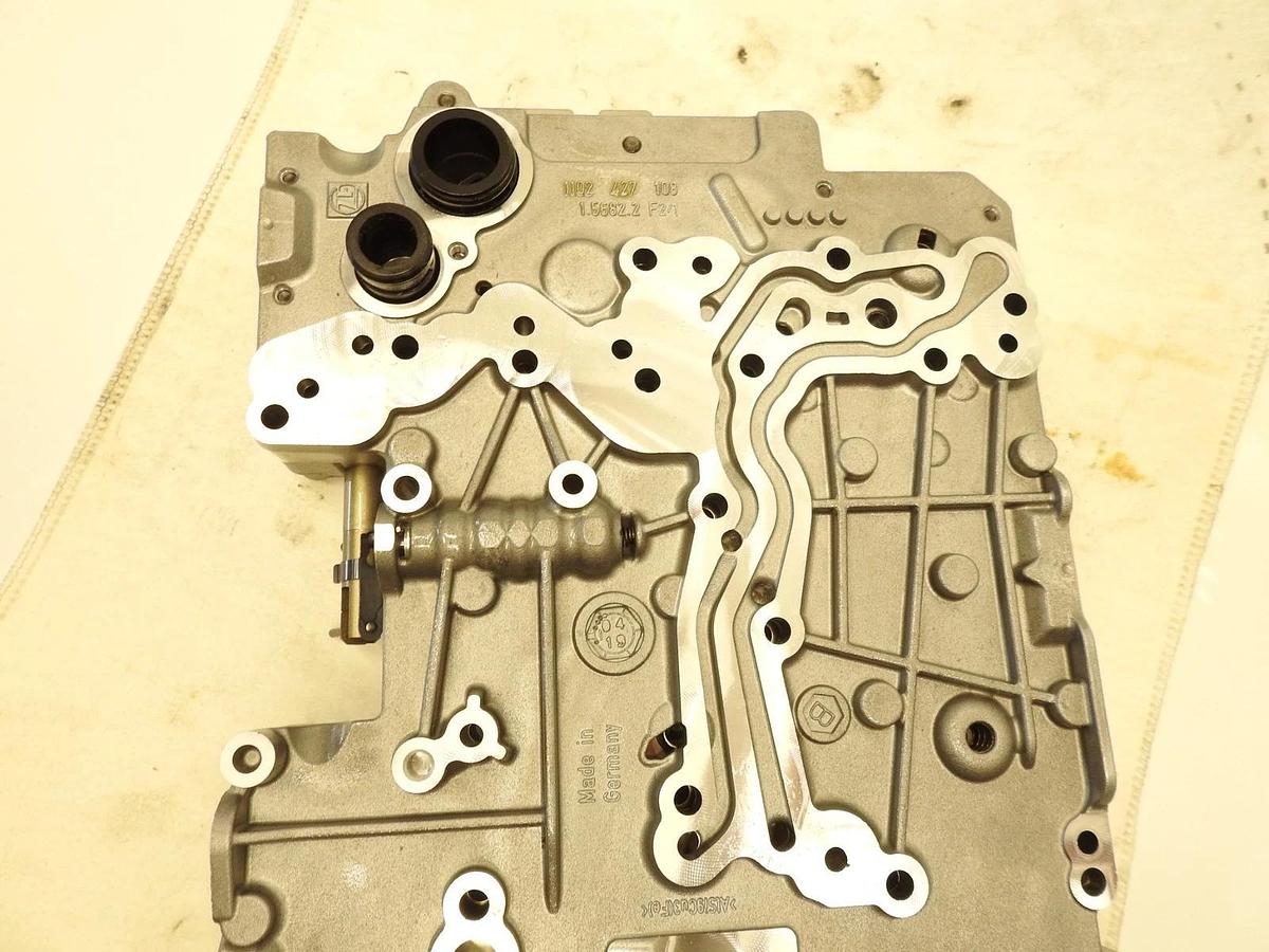 New Oem 21-24 BMW 330E HYBRID AUTOMATIC TRANSMISSION VALVE BODY ASSEMBLY 1102427