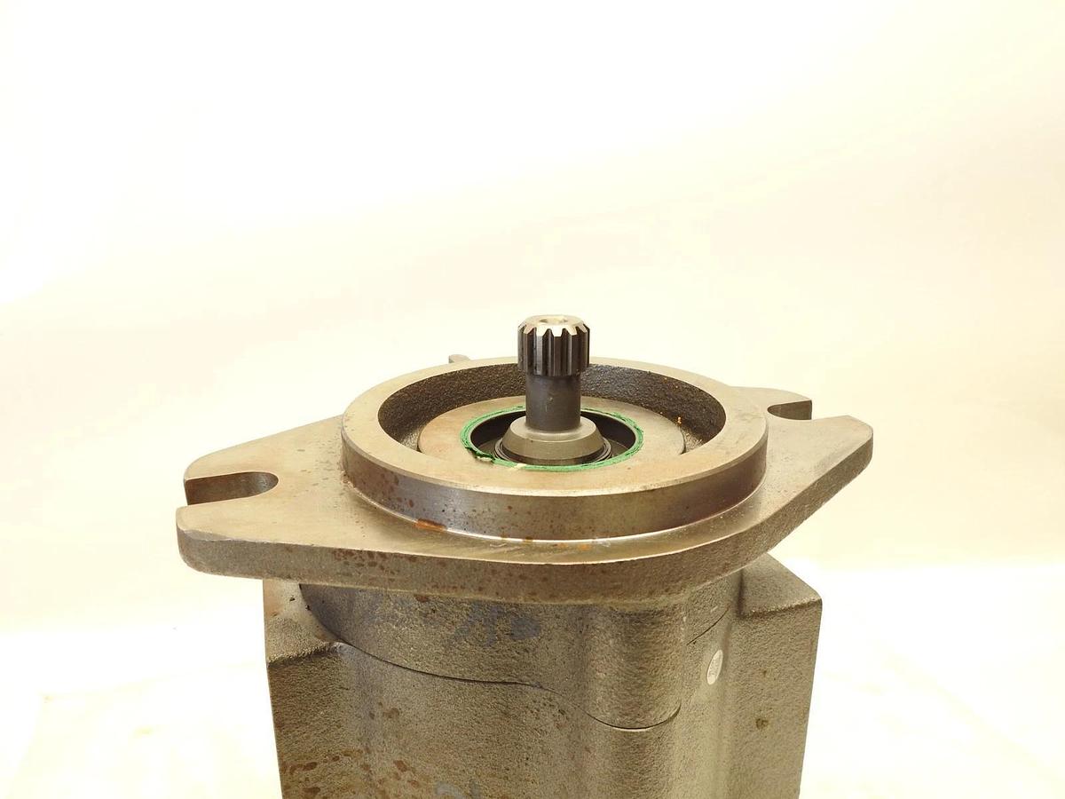 New Genuine Oem Cat 455-9752 Hydraulic Gear Pump Fits:D8T D8