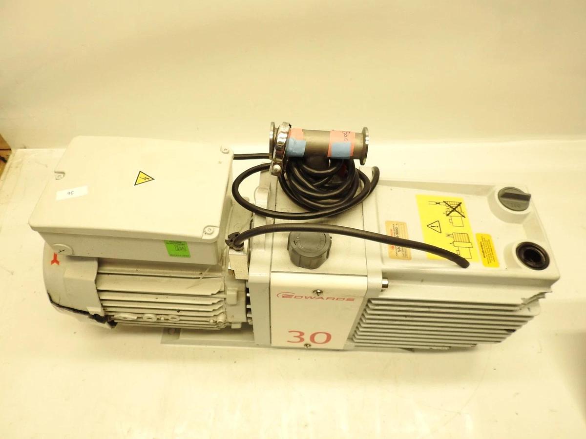 AS IS Edwards E2M30 Dual Stage Rotary Vane Vacuum Pump P/N A374-15-903