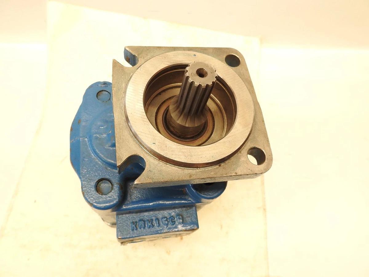 New Genuine Permco PS151A231NMZA2514 5151 Series 2.5" Gear 3000 psi Hydraulic Pu