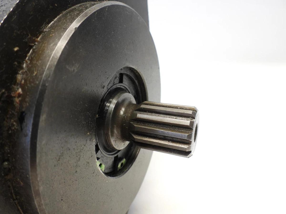 EATON VICKERS 222AK00030B, 220 SERIES OPEN-CIRCUIT HYDRAULIC MOBILE PISTON PUMP