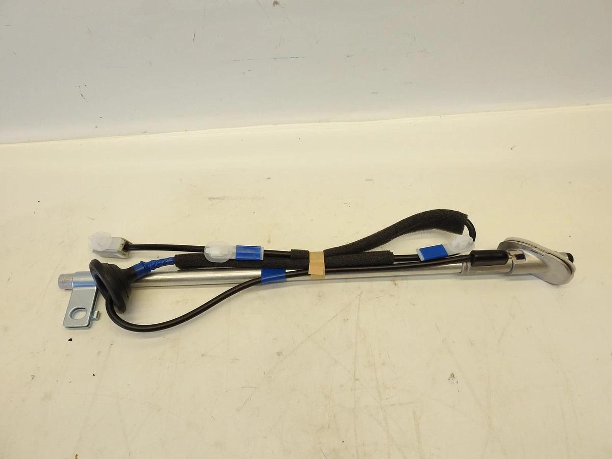 Genuine OEM Toyota 86300-04070 Manual Radio Antenna Base Assy 2005-2015 Tacoma