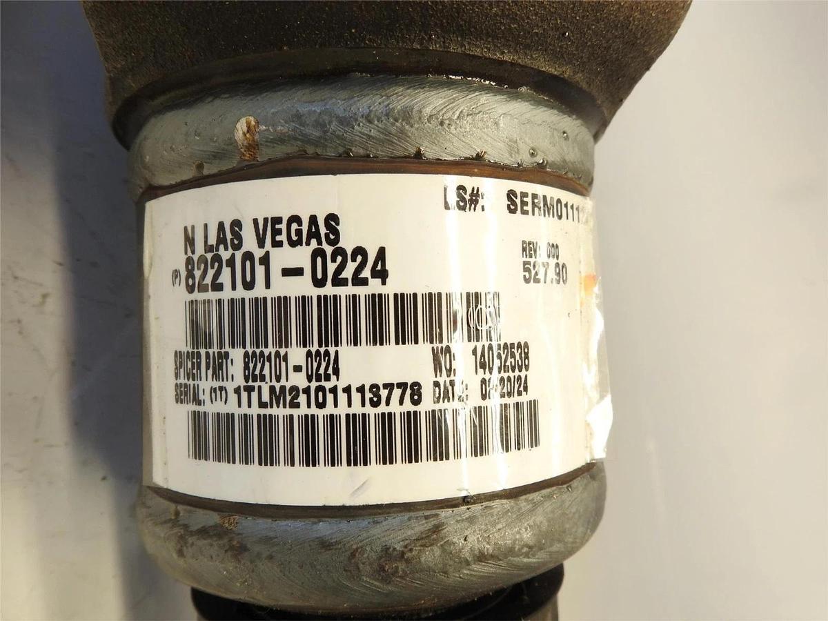 New Oem DANA Spicer DRIVESHAFT - 822101-0224
