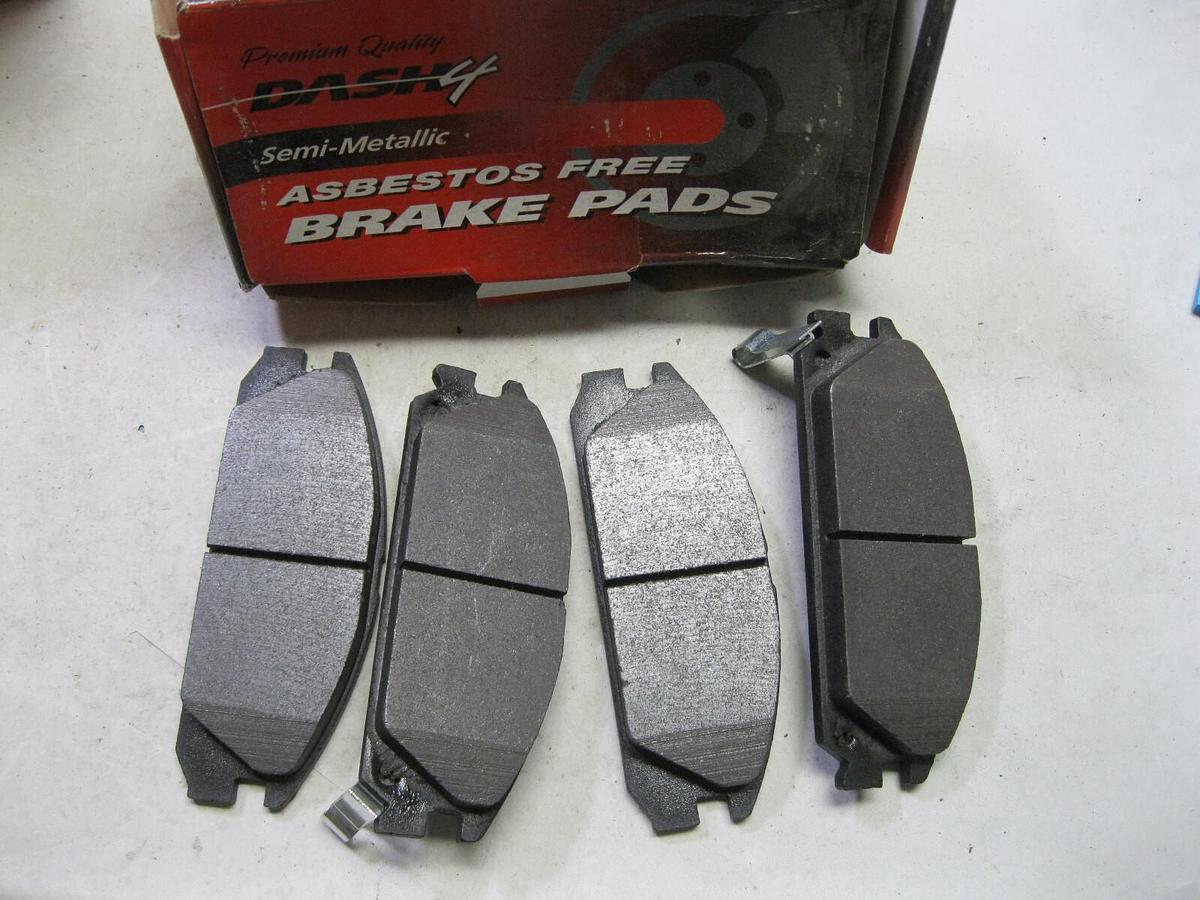 Dash 4 MD430 Premium Brake Pad, Semi-Metallic