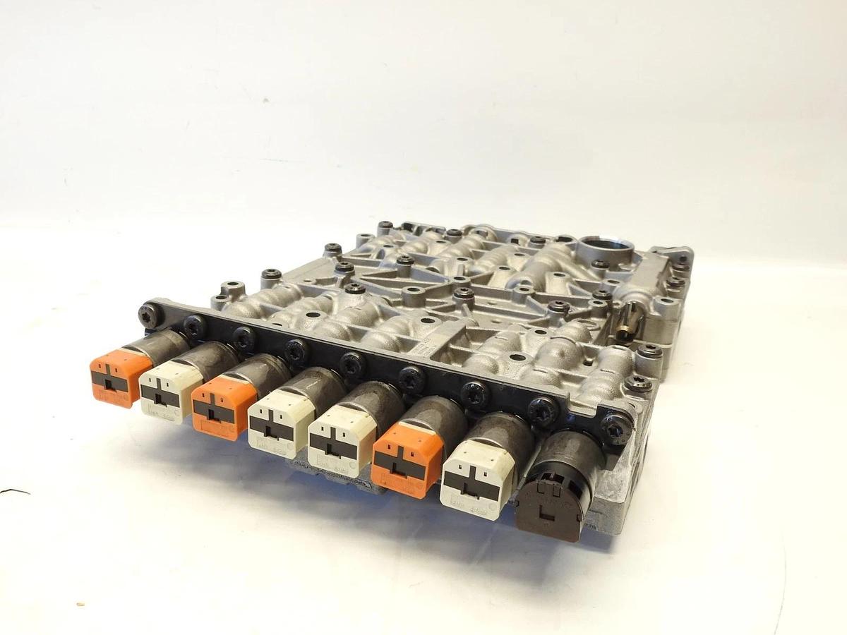 8HP70 ZF8HP70 Automatic Transmission Valve Body For BMW LAND ROVER JAGUAR 2010ON
