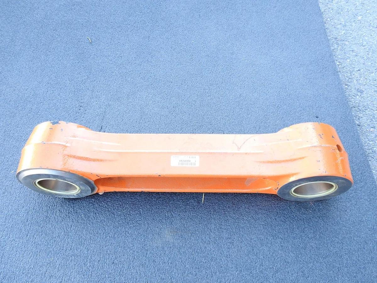New Oem John Deere 8084924H Bucket Link
