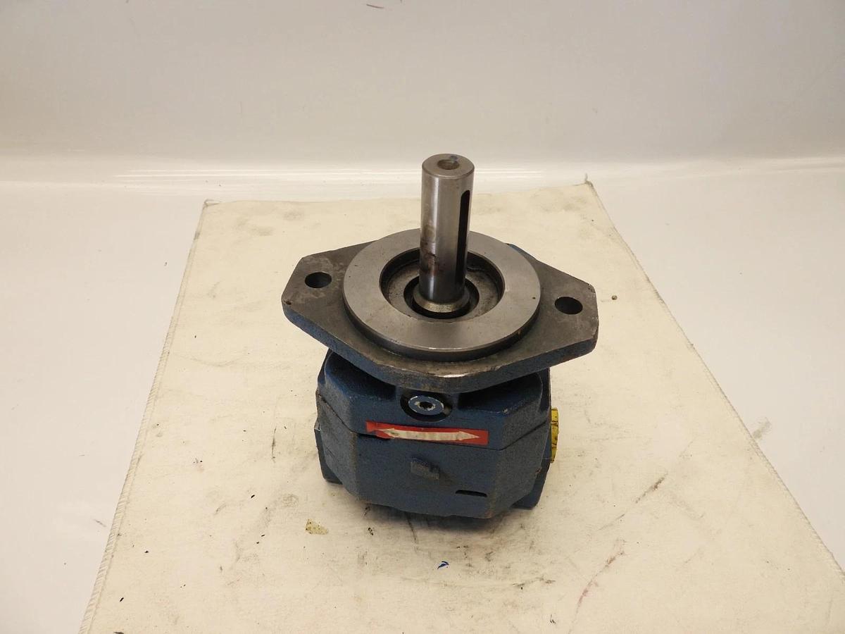 New Permco M124A882UQDA10-24 Hydraulic Pump