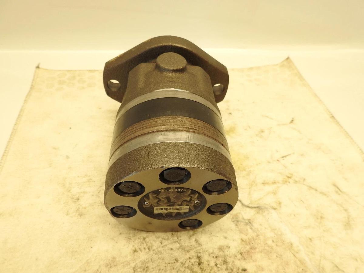 New Oem Parker 900-3999-41 Motor Sae "A" 2 Bolt Mounting 3-1/4