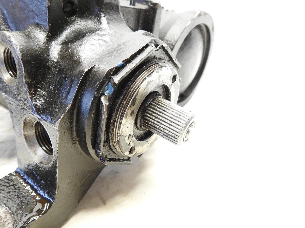 AS IS SAGINAW POWER STEERING GEAR BOX 26002502 1998-2005 INTERNATIONAL,CHEVY,GMC