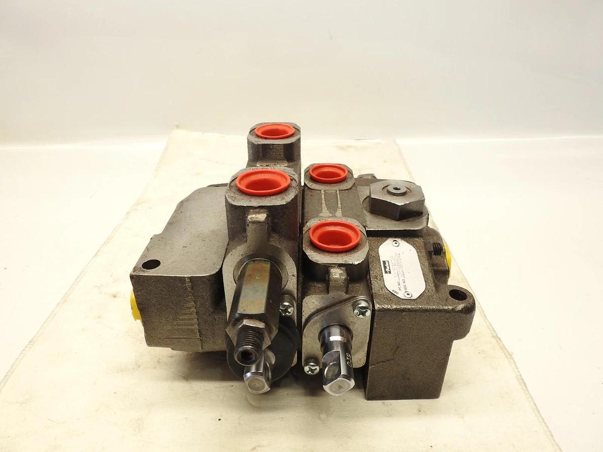 New Oem Parker MCE14738 Hydraulic Control Valve