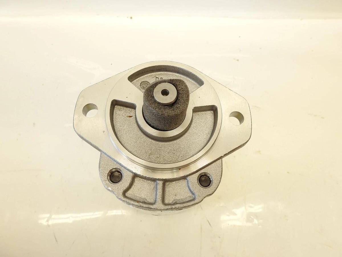 New Genuine Oem EZGO Cushman Jacobsen 4345447 Hydraulic Pump Motor