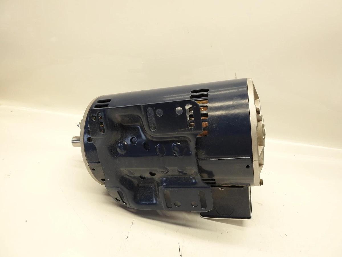 NEW MARATHON MOTORS Y466 145TTDR5702 2-spd, 2-winding, 3-Ph, 1-1/2 and 3/8 HP