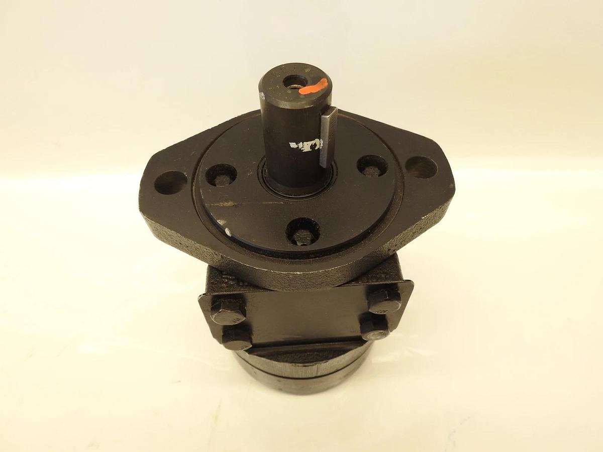 NEW OEM Char-Lynn 103-1544-012 / Eaton 103-1544-012 Motor