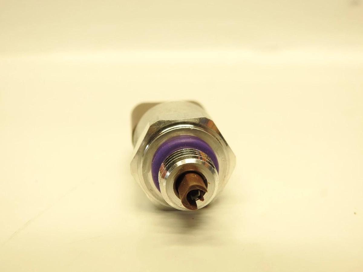 NEW Genuine Tesla Model Y/3/X/S Low Pressure Sensor OEM P1510048-00-C