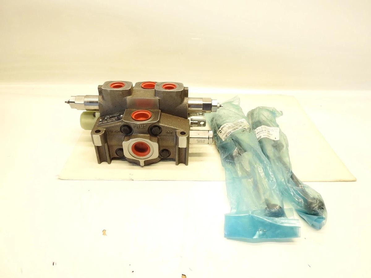 New Oem Apsco 20-UNI-2S-14 Hydraulic Valve Assembly With Two APG20-H-10 Handles