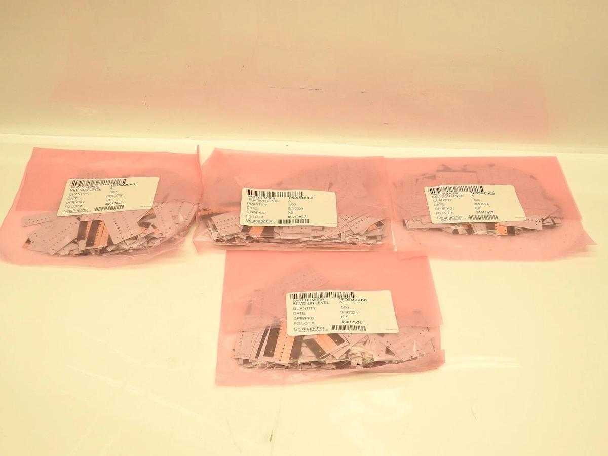 Lot Of 2000 Southanchor 1EQSMDUBD Rectangular Splicing SMD Tapes