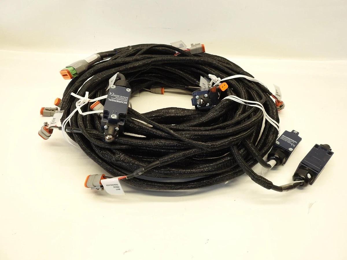 New Oem JLG 1001297017 HARNESS,LEVELING JACKS OPTION