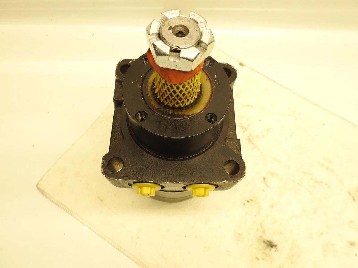 New Oem Parker Wheel Motor TF0240LS080AAKY Scag 482639 481529 Bobcat 4159280