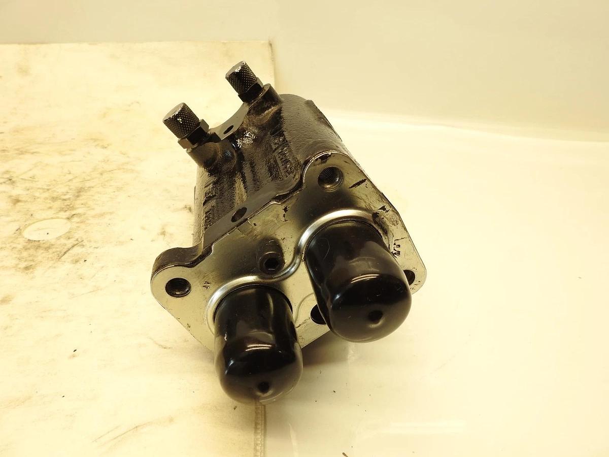 New Oem John Deere RE589625: Control Valve