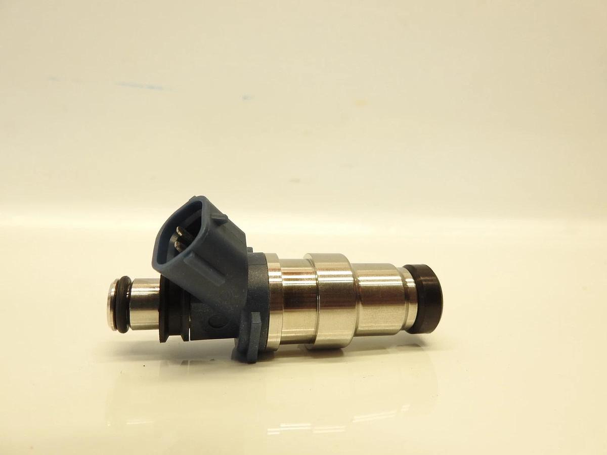 Standard Motor Products FJ376 Fuel Injector Injector Fits 95-00 Toyota Tacoma 2.
