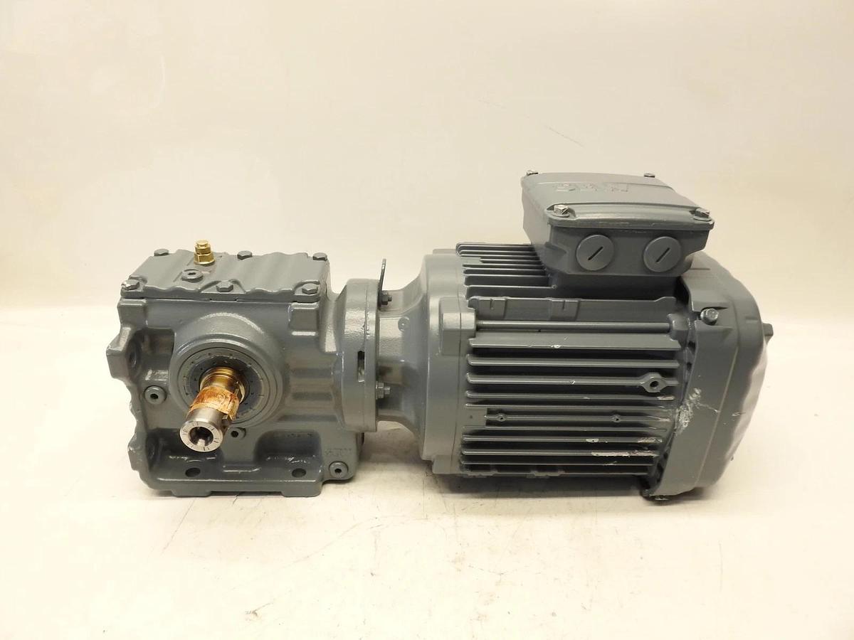 SEW S47 DRN90S4/DH 1762/91 RPM 1.5 HP 60 Hz 230/460V Helical Gearmotor