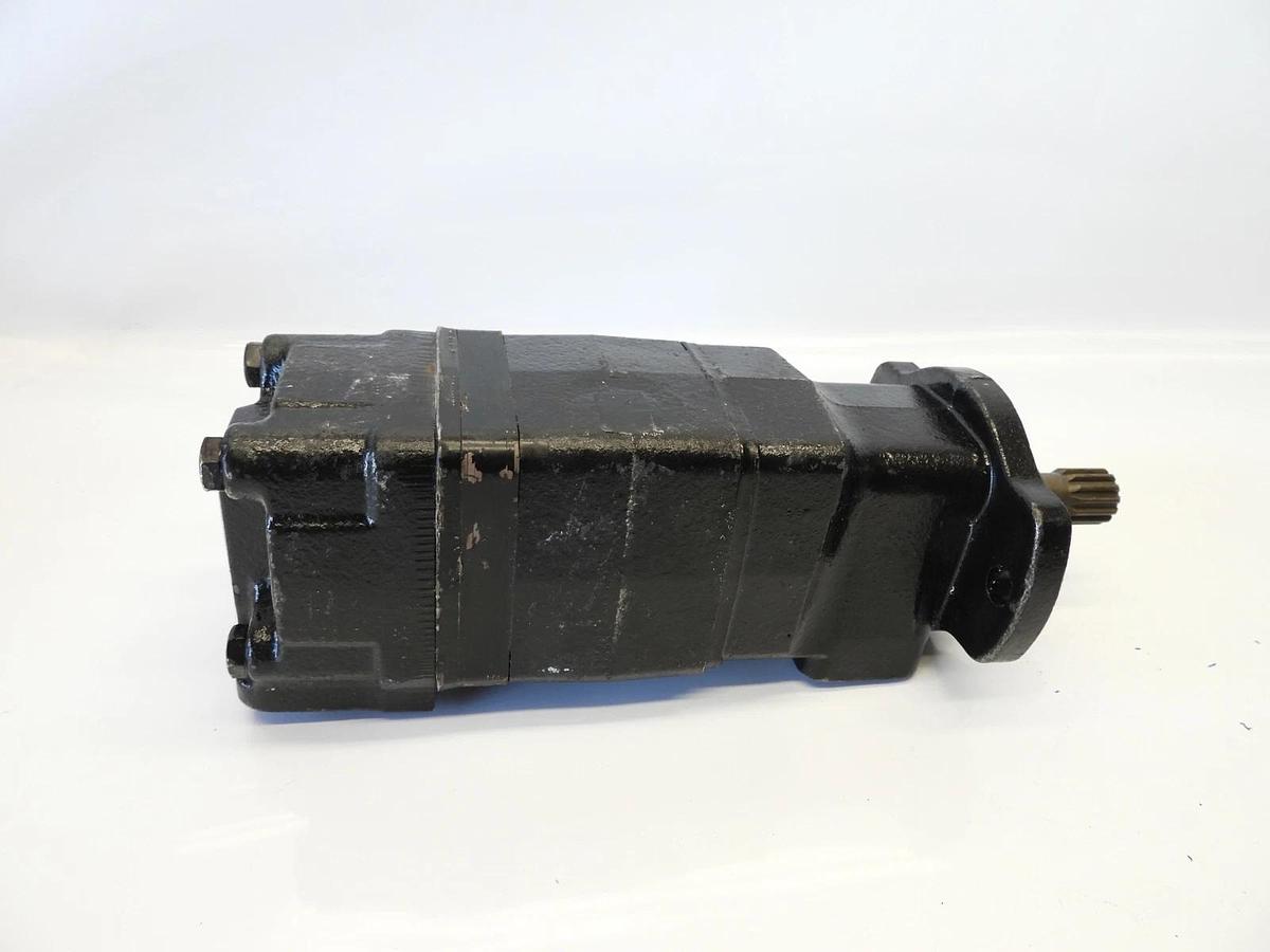 New Danfoss Splined Hydraulic Motor SNW202437697 55784639.3226047 11203697