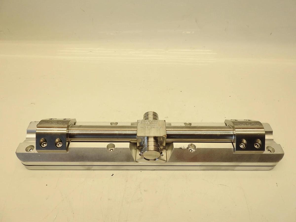 AMAT Applied Materials Slit Valve Door Assy 0021-70063 0021-76767 35cm Long