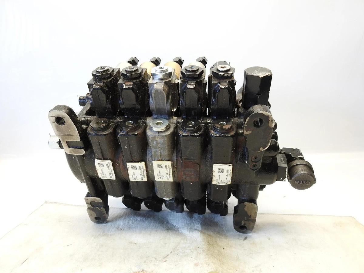 New Oem Husco 5CX76 NSCX121-C3 Control Valve Assembly
