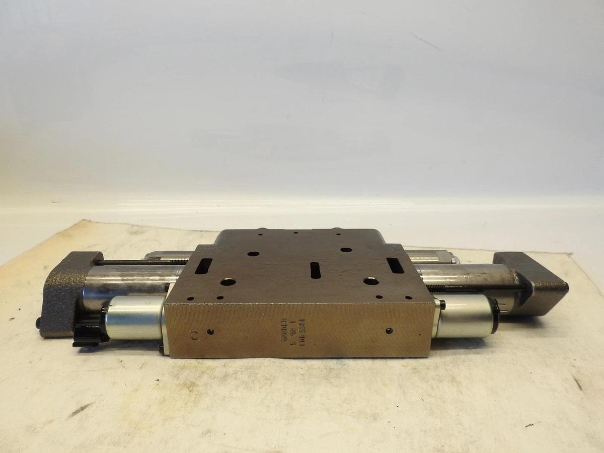 New Oem John Deere AT488584 Hydraulic Valve Parker 4639152133