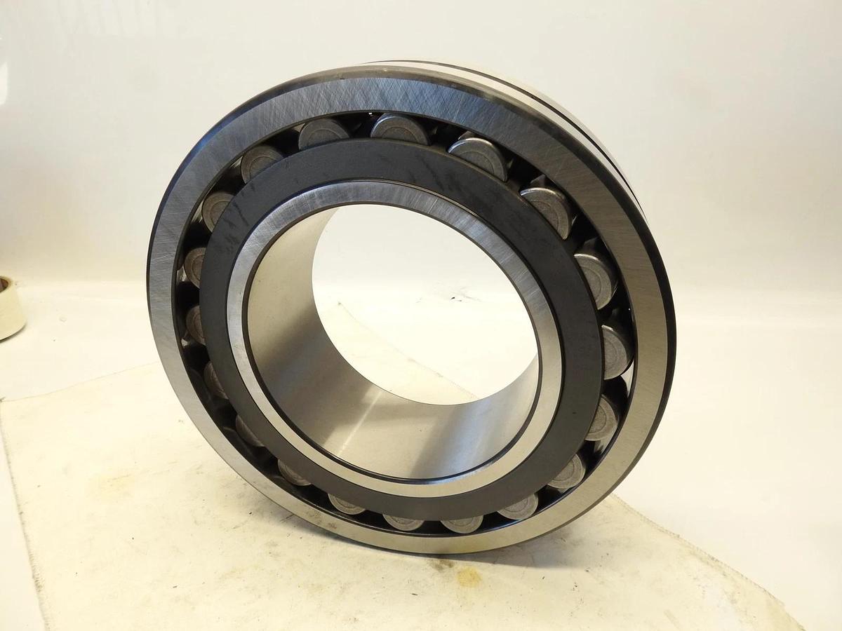 NEW SKF 22234CC/C3W33 Spherical Roller Bearing 170mm Bore 310mm Dia. 86mm W