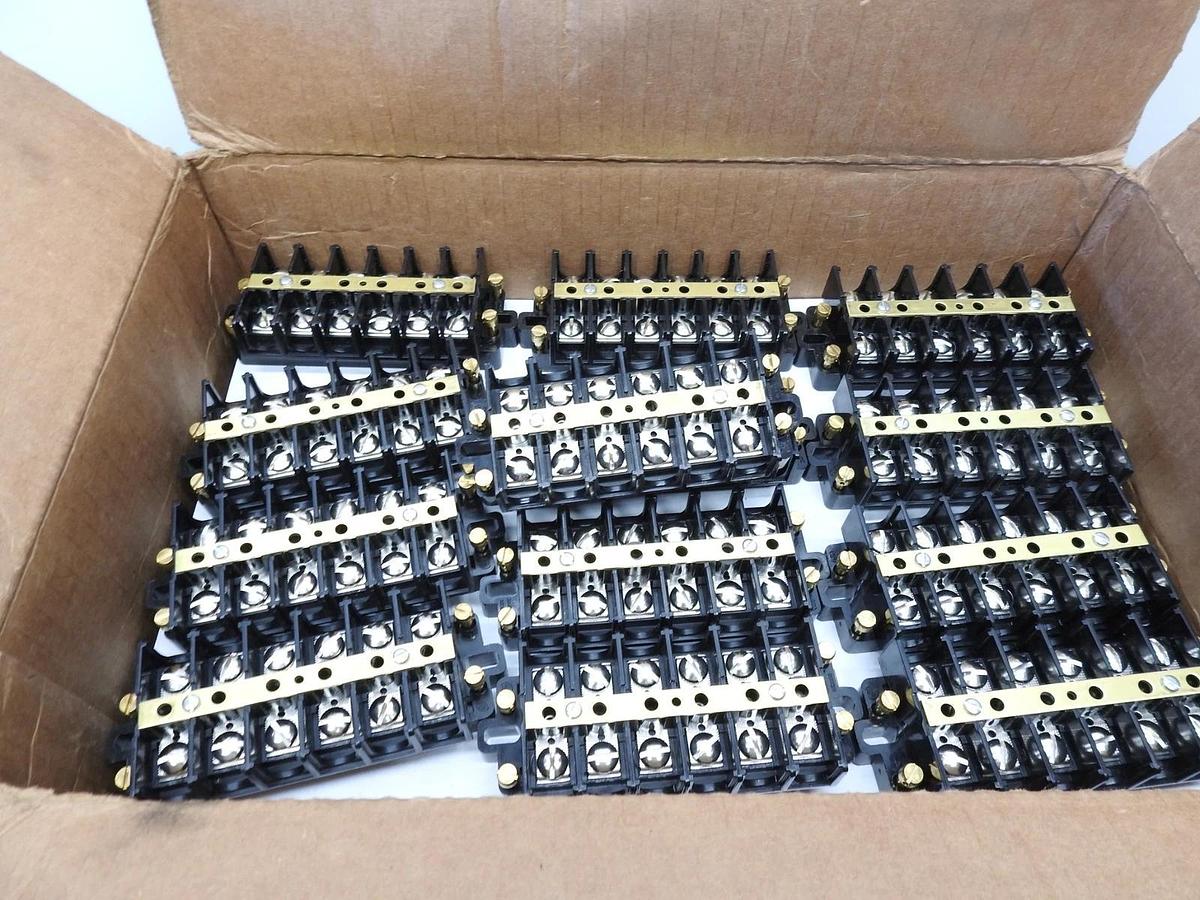 Lot Of 50 Eaton Bussman KUSC8 Barrier Terminal Blocks