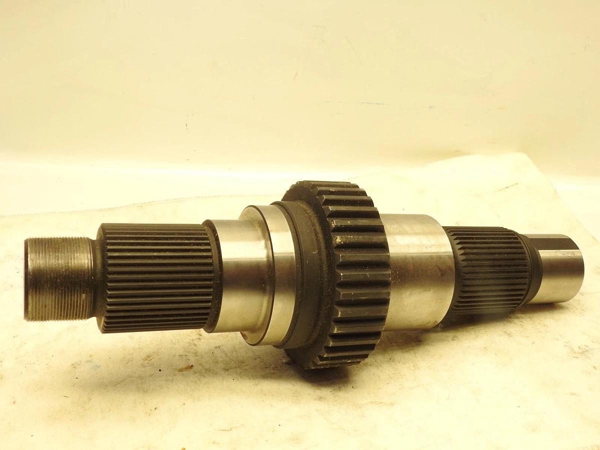 3297D1616 GENUINE MERITOR DIFFERENTIAL INPUT SHAFT 2613343C1