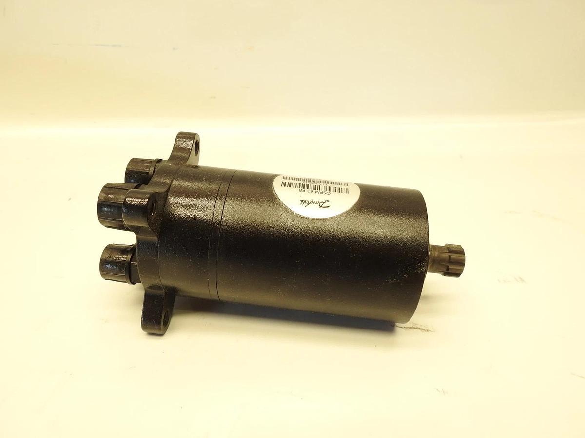 New Oem Danfoss 11134667 OSPM 63 PB Hydraulic Steering Unit