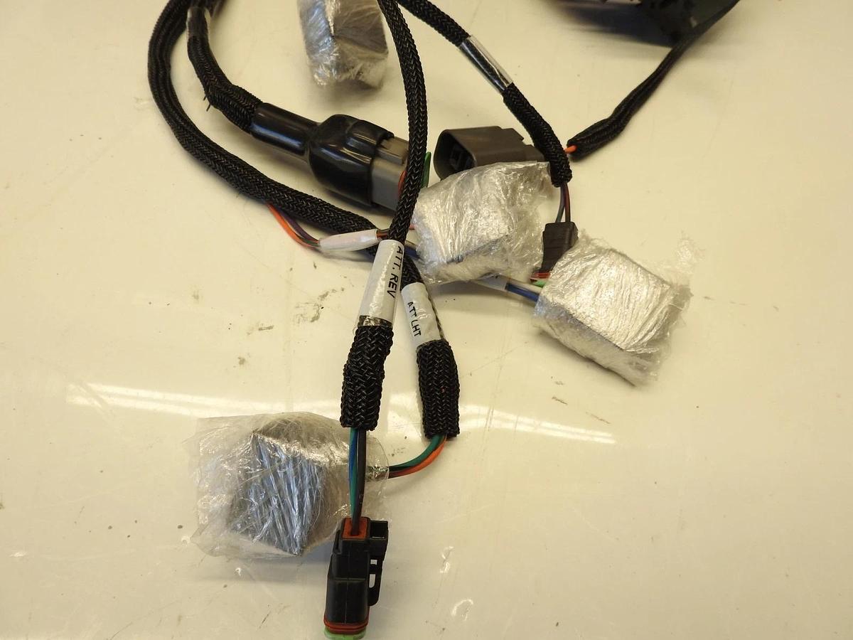 New Oem NP 215-2870 Wiring Harness
