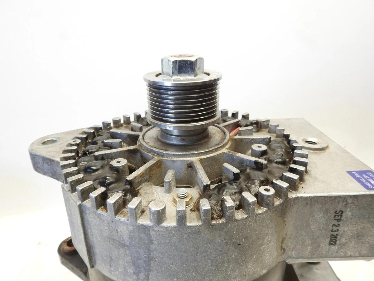 C.E. Niehoff C690 40Amp 375V Brushless Alternator