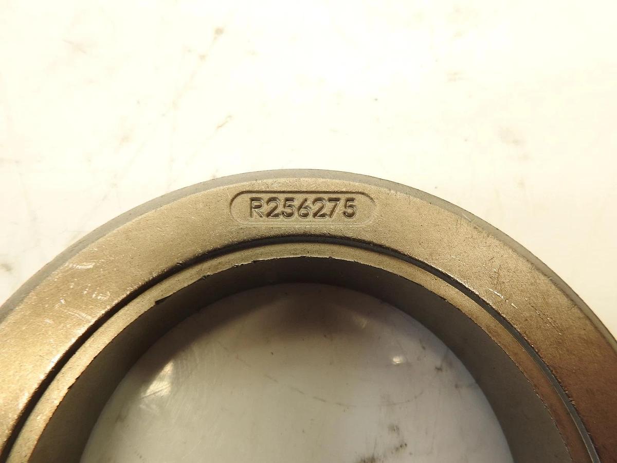 New Oem John Deere R256275: MFWD Clutch Retainer
