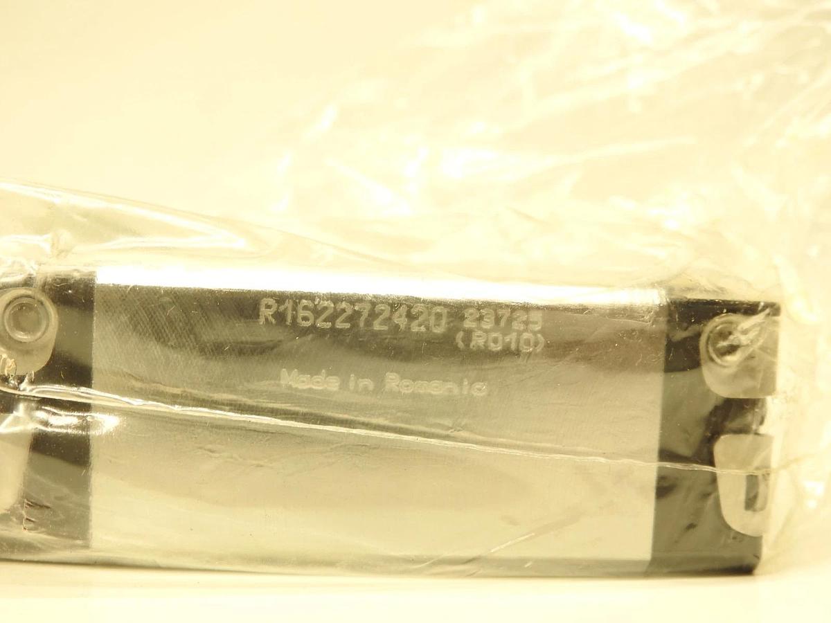 NEW OEM Genuine BOSCH REXROTH R162272420 Runner Block Ball Rail Carriage Size 30