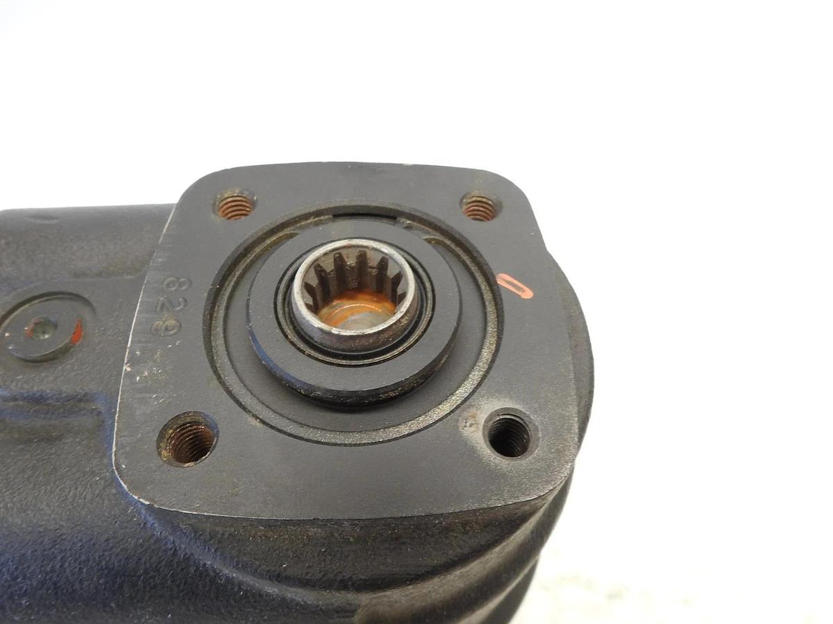 New Oem Eaton Char-Lynn 253-3088-004 Hydraulic Orbit Motor 2533088004