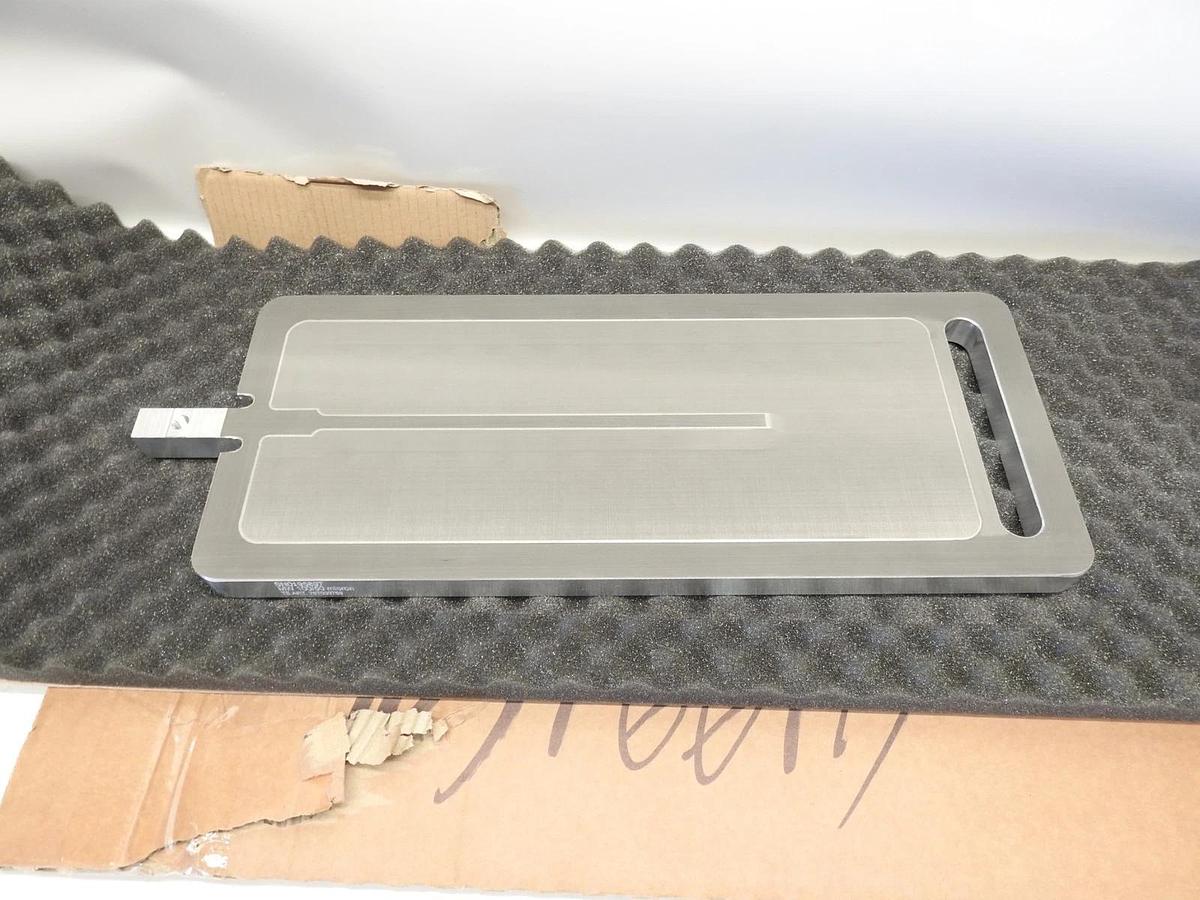 New Telsonic Ultrasonics SI23-0084-01 767000759 Sieb 420x175x20 Mit Austrag SLM