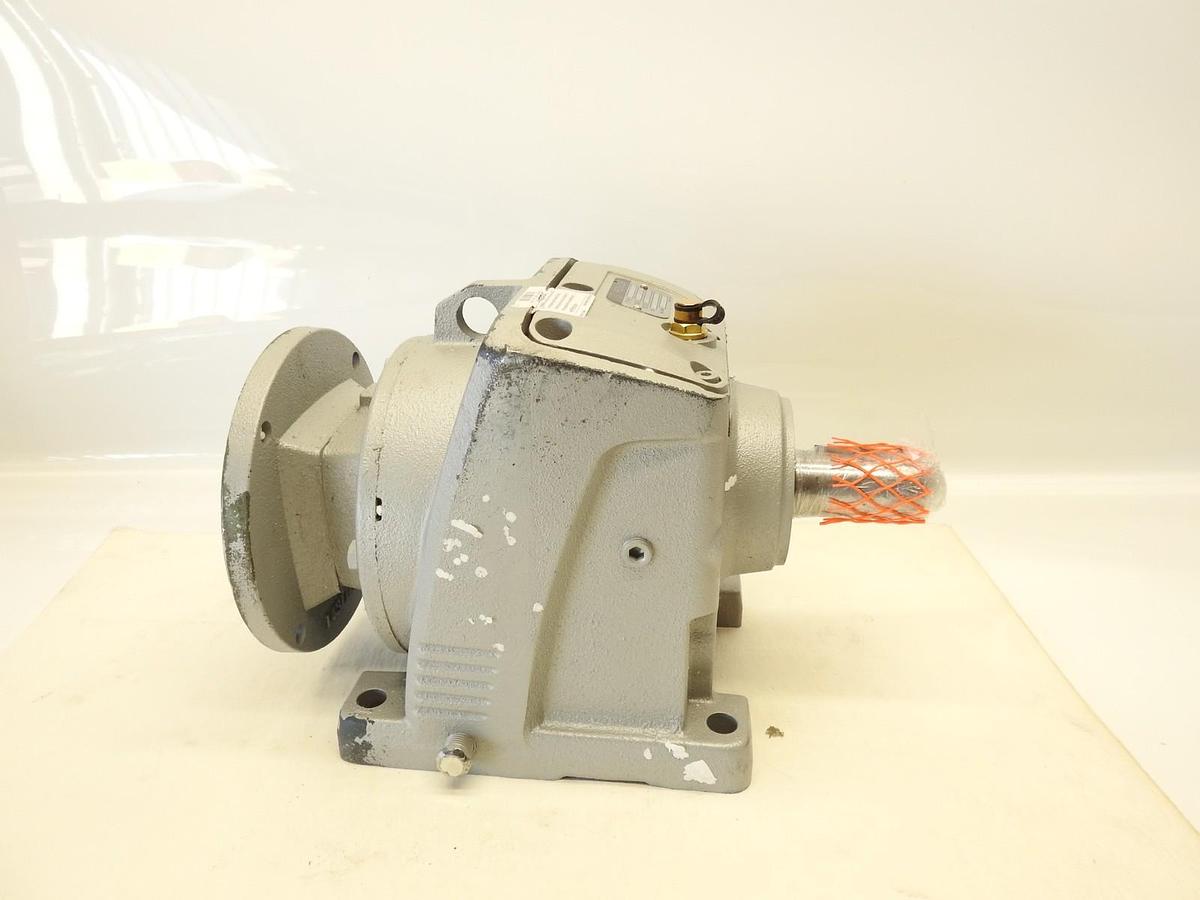 WorldWide WINL47-20/1-145TC 18.37:1 Size 47 2 HP Inline Cast Iron Gear Reducer