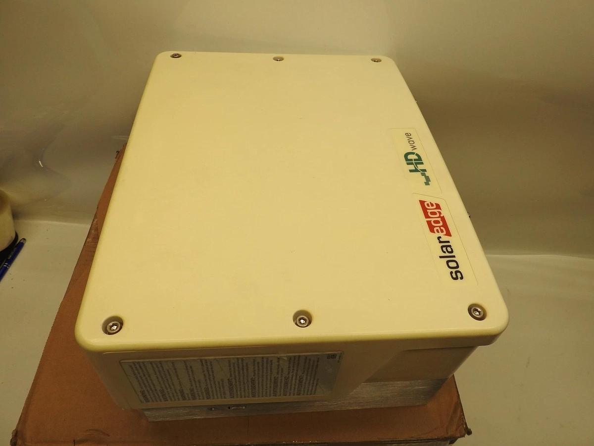 AS IS SolarEdge - SE7600H-US000BNN4 HD Wave Solar Single Phase Inverter