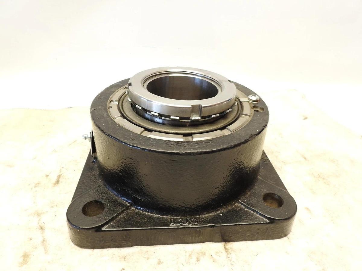 New Oem REXNORD MF9215 2-15/16" 4 Bolt Flange Roller Bearing