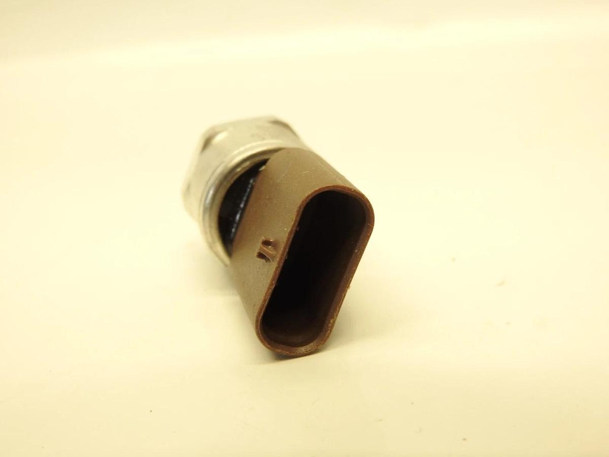 NEW Genuine Tesla Model Y/3/X/S Low Pressure Sensor OEM P1510048-00-C