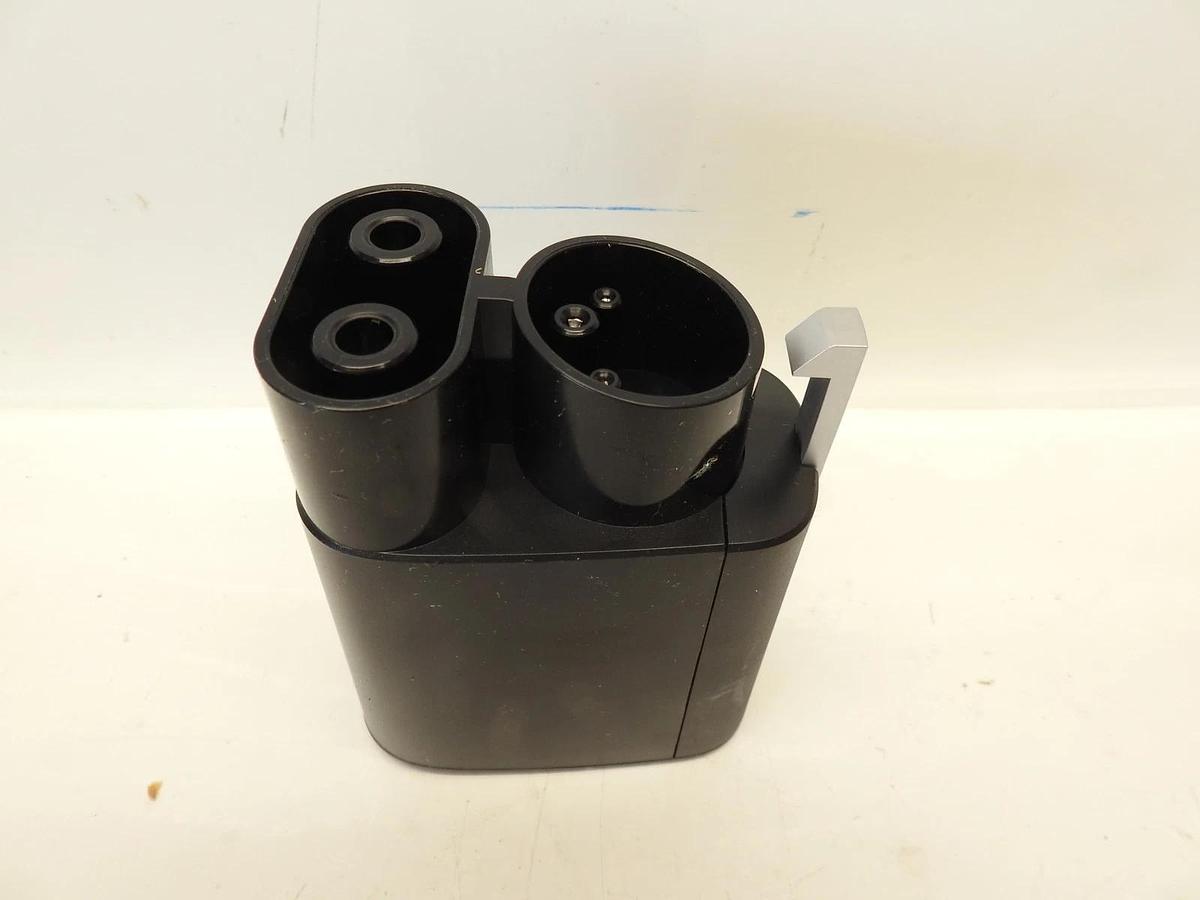 OEM Ford Tesla Supercharger NACS to CCS1 Adapter VRK9Z-10E805-A