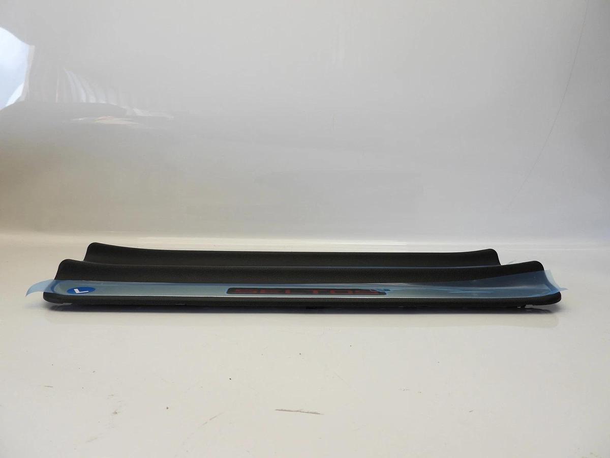New Oem Kia 2021-2023 Kia Seltos Illuminated Door Sill Plates Q5F69-AU000