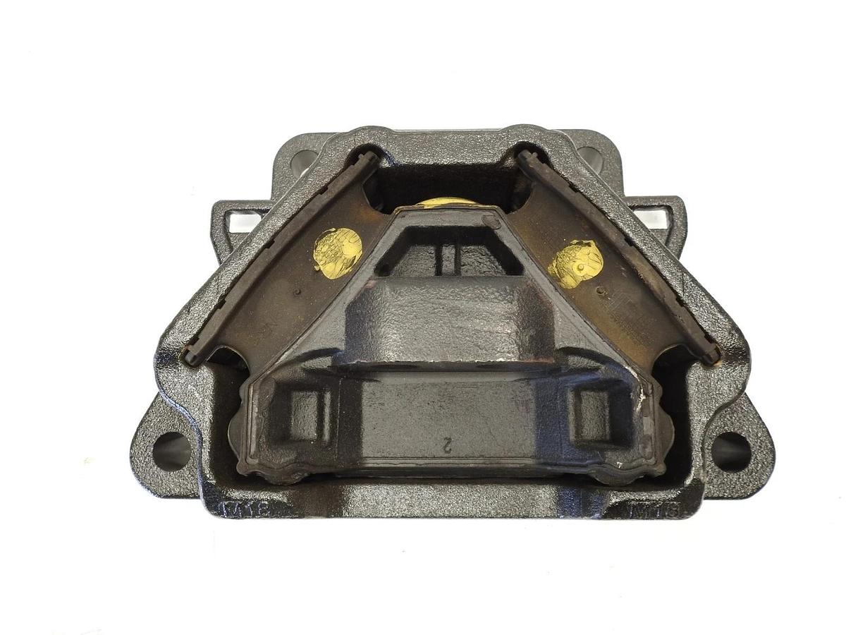 New Oem Freightliner FREIGHTLINER U-30920-301 REAR MOTOR MOUNT 05-35313-000