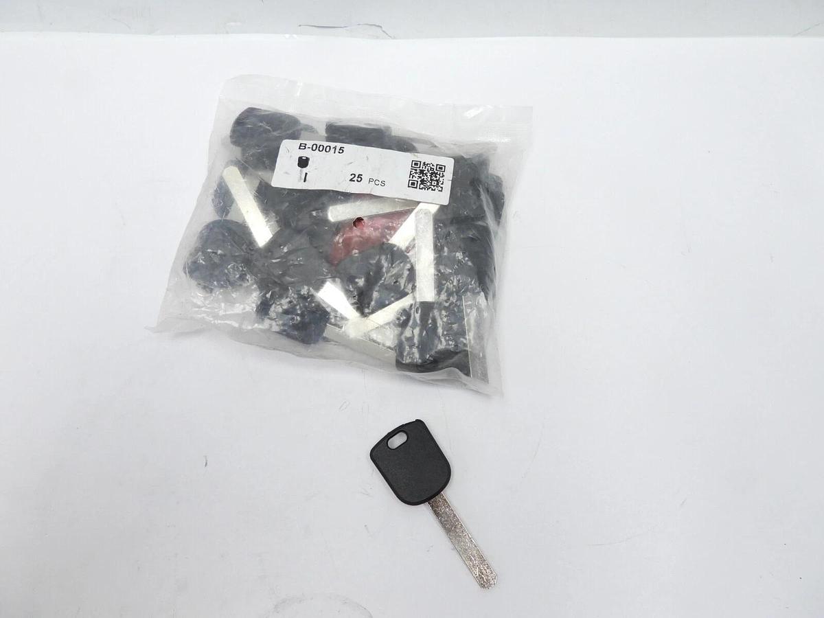 Lot Of 25 New Uncut Black Car Keys B-00015 46.00 mm Shaft 3mm Thick